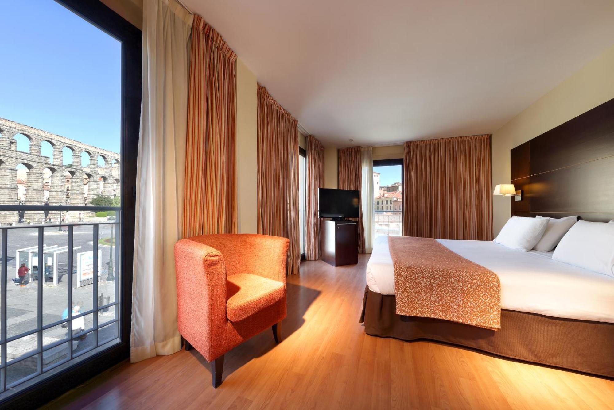 Hotel Eurostars Plaza Acueducto Segovia Exterior foto